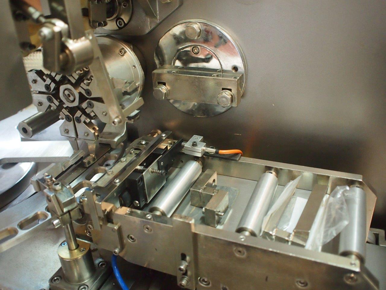 6IST Double Twist Wrapping Machine (2)