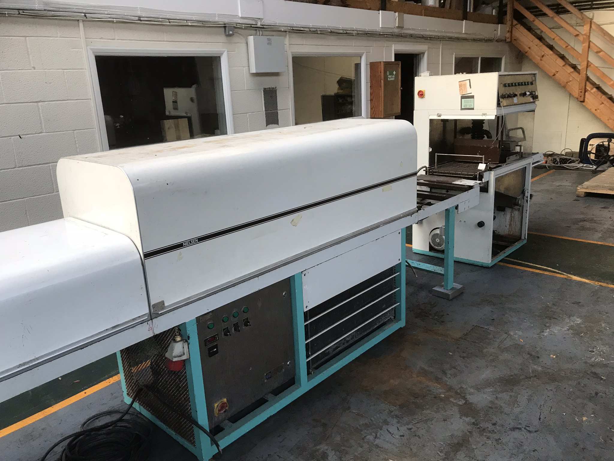 Nielsen 420 enrober and cooling tunnel (3)