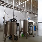 Cooking and depositing toffee line (11)