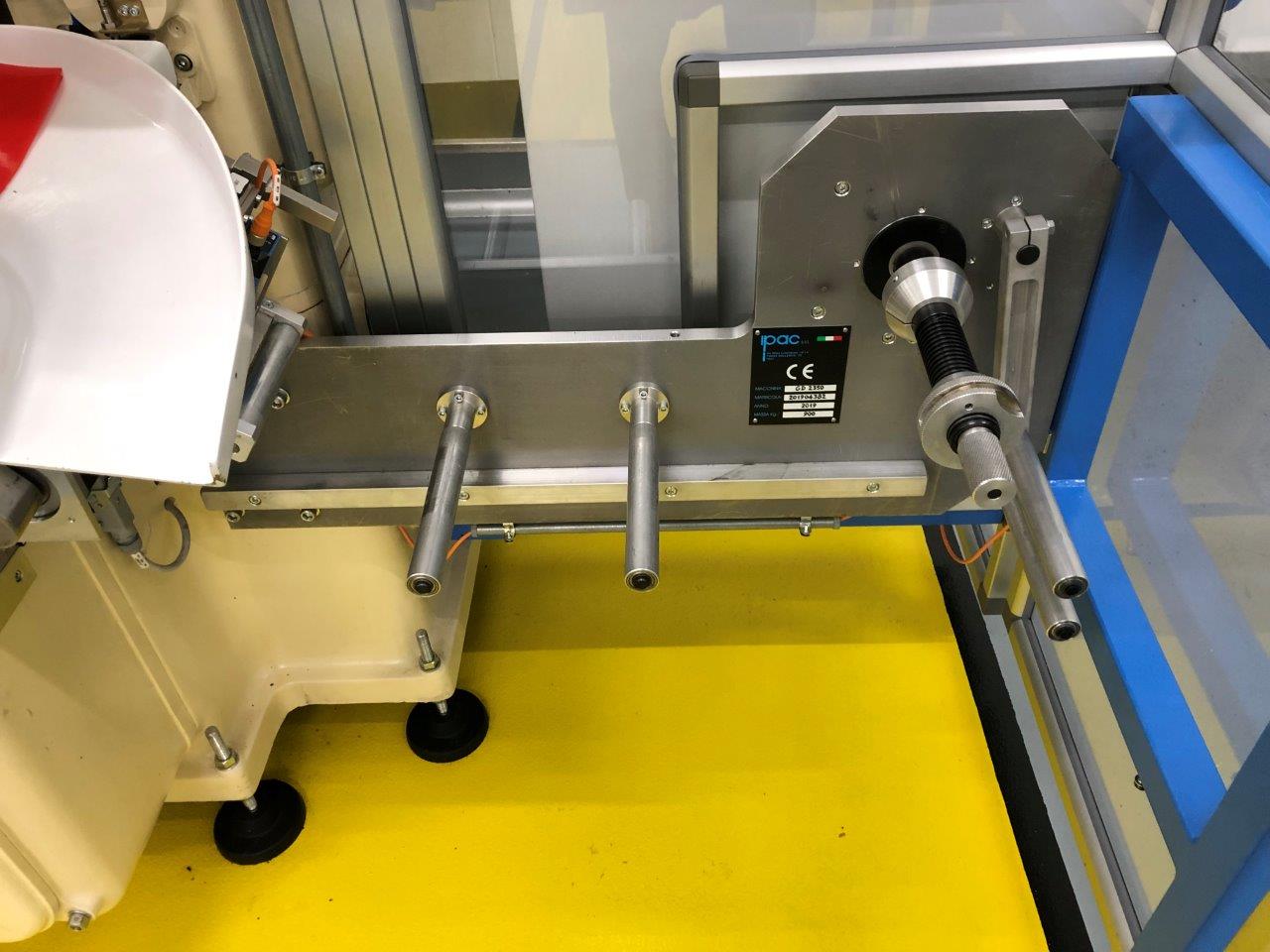 GD 2350 double twist ball wrapping machine (11)